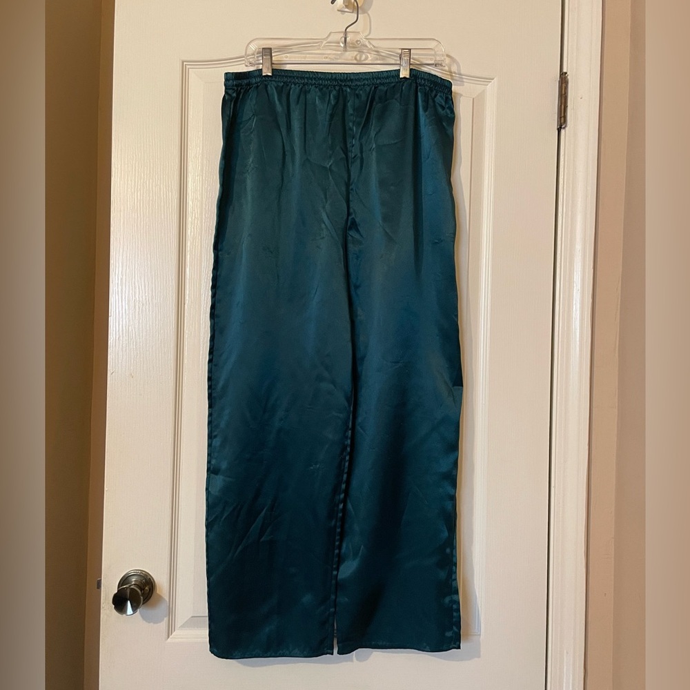 Victoria’s Secret VTG 90s Gold Label 2 Pc Green Satin Pajama Set Womens S - Picture 9 of 12